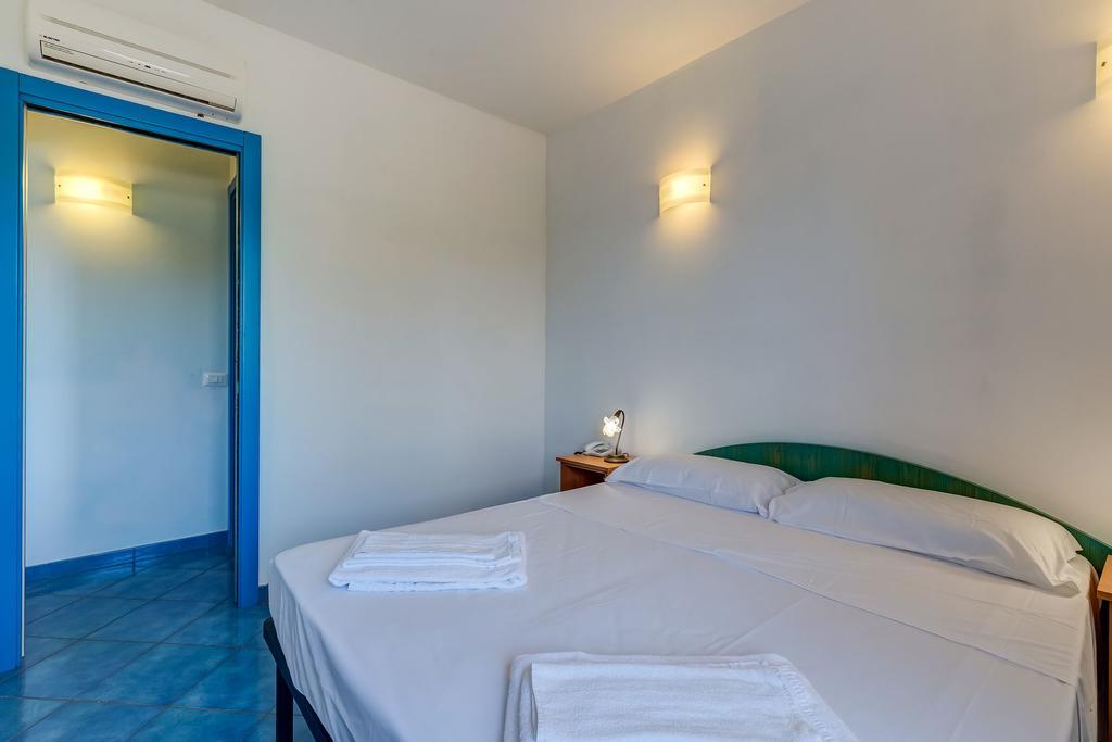 Terra Felice Aparthotel San Felice Circeo Exterior photo