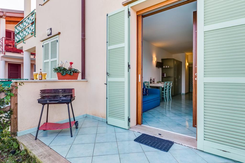 Terra Felice Aparthotel San Felice Circeo Exterior photo
