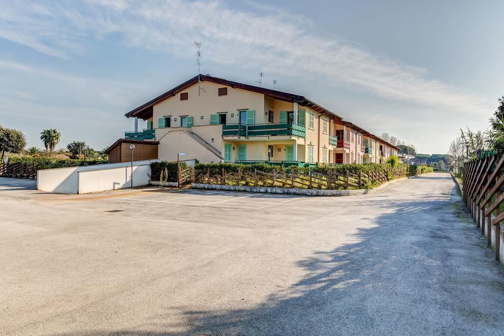 Terra Felice Aparthotel San Felice Circeo Exterior photo